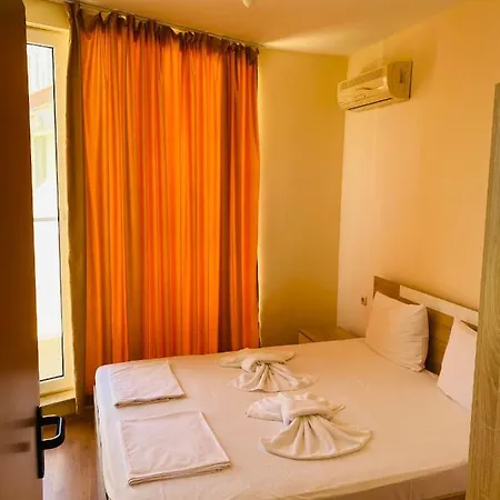 Golden Sea View 2 Апартаменты