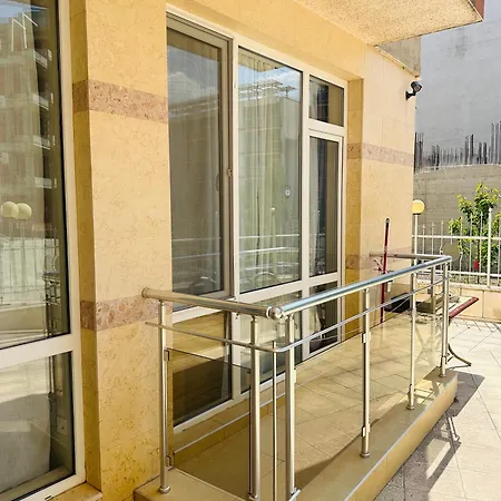 Апартаменты Golden Sea View 2 Поморие