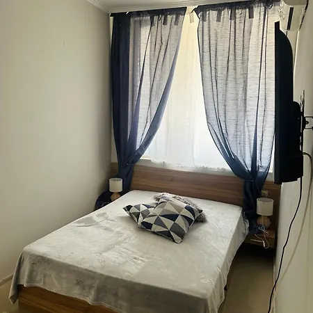 Golden Sea View 2 Апартаменты
