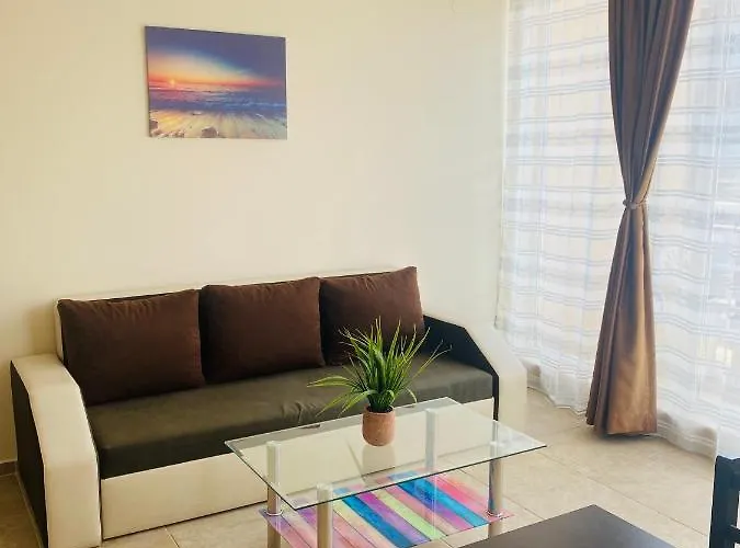 Golden Sea View 2 Apartman *