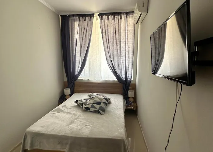 Apartman Golden Sea View 2 *